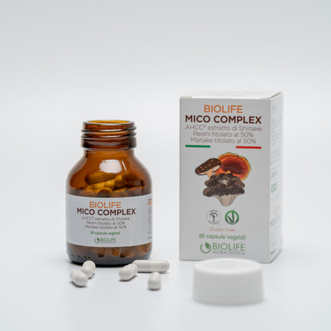 Biolife Mico Complex 60 capsule da 500 mg | AHCC Authentic®, Reishi titolato al 50% e Maitake titolato al 50% | Potente supporto micoterapico